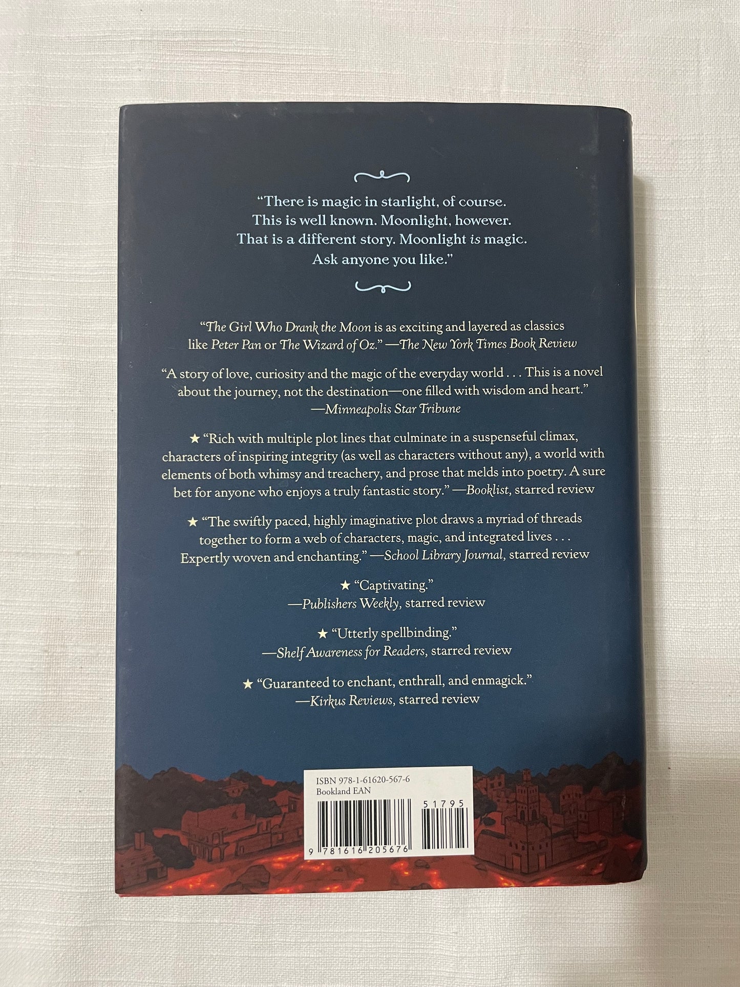The Girl Who Drank the Moon-Kelly Barnhill