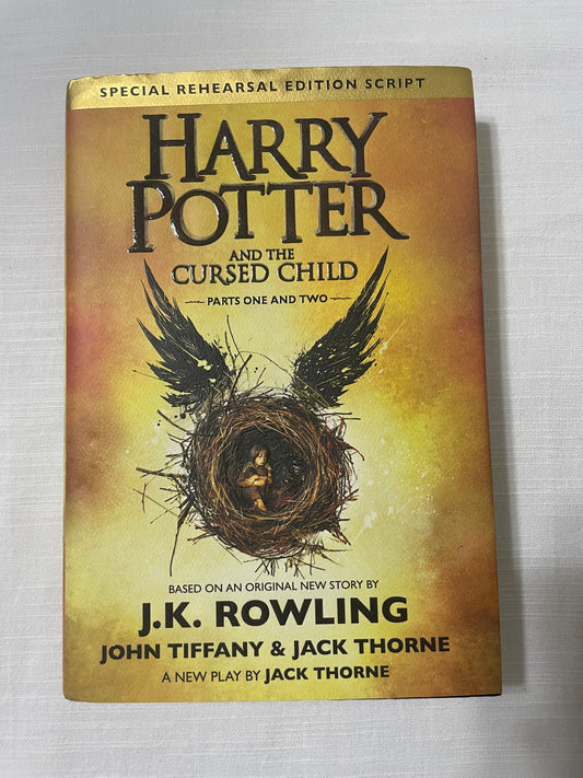Harry Potter and the Cursed Child-J.K. Rowling (Special Rehearsal Edition Script)