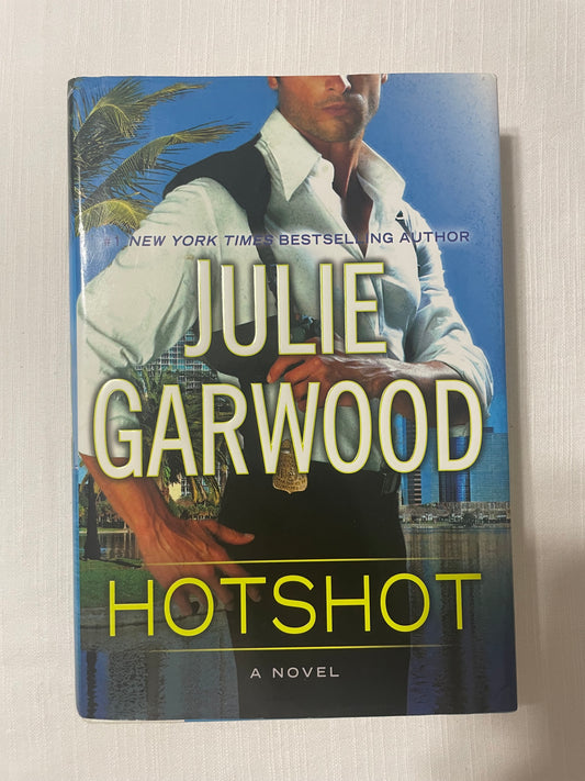 Julie Garwood-Hotshot